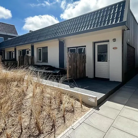 Holiday home Duinroos By Droomvilla *